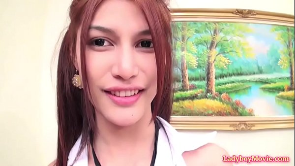 Adolescente Ladyboy Pan Bareback Anal