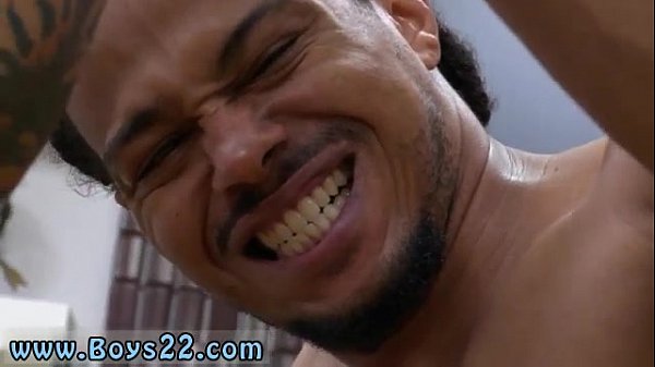 Sperme de porno gay Emo Est-ce qu'il s'en est sorti vivant?