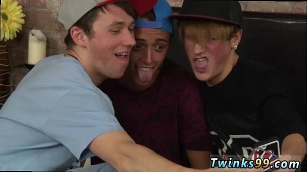 Ash khỏa thân đồng tính tình dục s. Gian lận chàng trai có ba người!