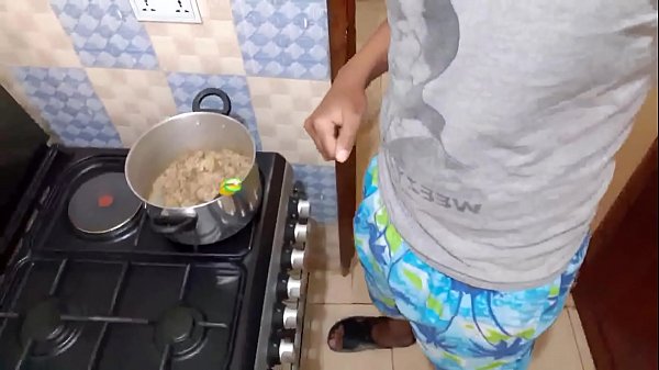 Viens vers moi et te baise bébé jusqu'à ce que tu t'endormes