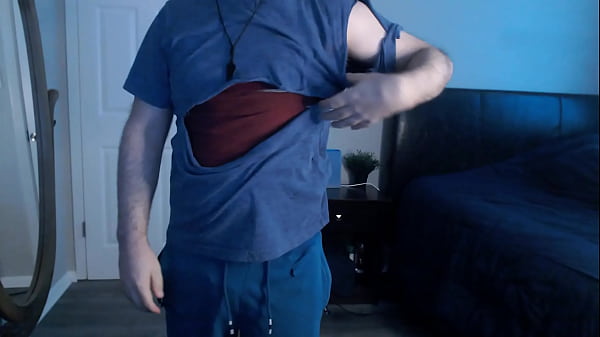 मेरे कपड़े फाड़ रहे हैं