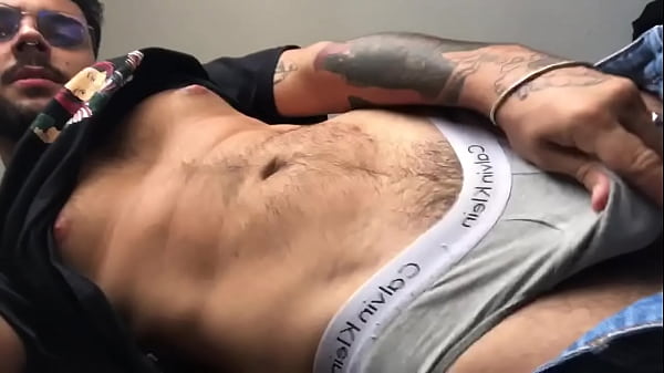 SBORRARE SULLA PROPRIA FACCIA @lukinhas sex