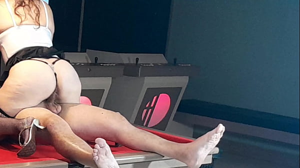 Leaked video of civil delegate having sex in a bar in S&atilde_o Paulo