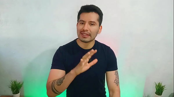 ¡El camionero maduro del centro de suministros follándose al joven que lava coches del centro de suministros! historia sexual