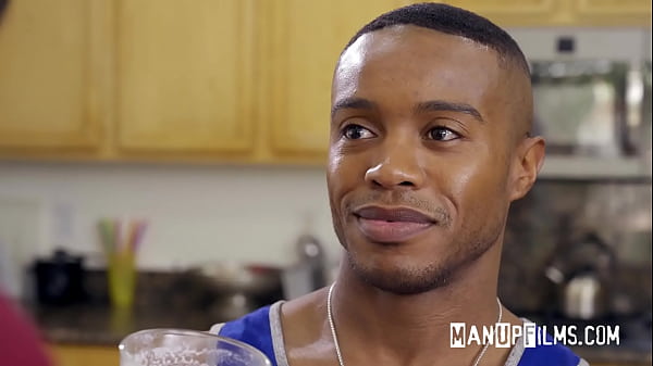 Il miglior compleanno di sempre di Jake Waters a ManUpFilms