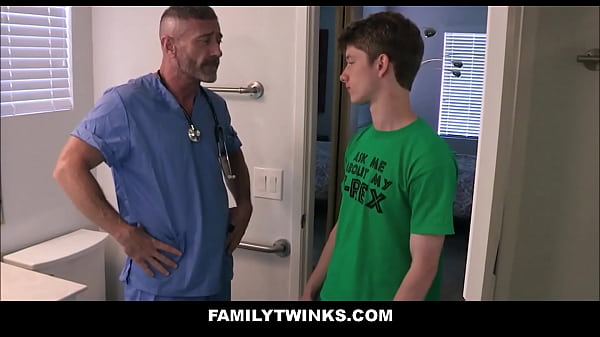 FamilyTwinks - Hot Step Son Family Sex With Doctor Step Dad While Learning Anatomy - Keith Ryan, Felix Maze