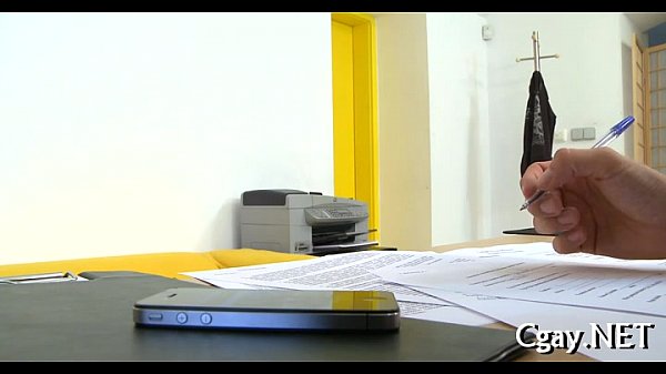 Stimolazione oscena di pompini per gay lussuriosi